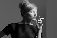 ELLE - 7 DRESSES 7 DECADES